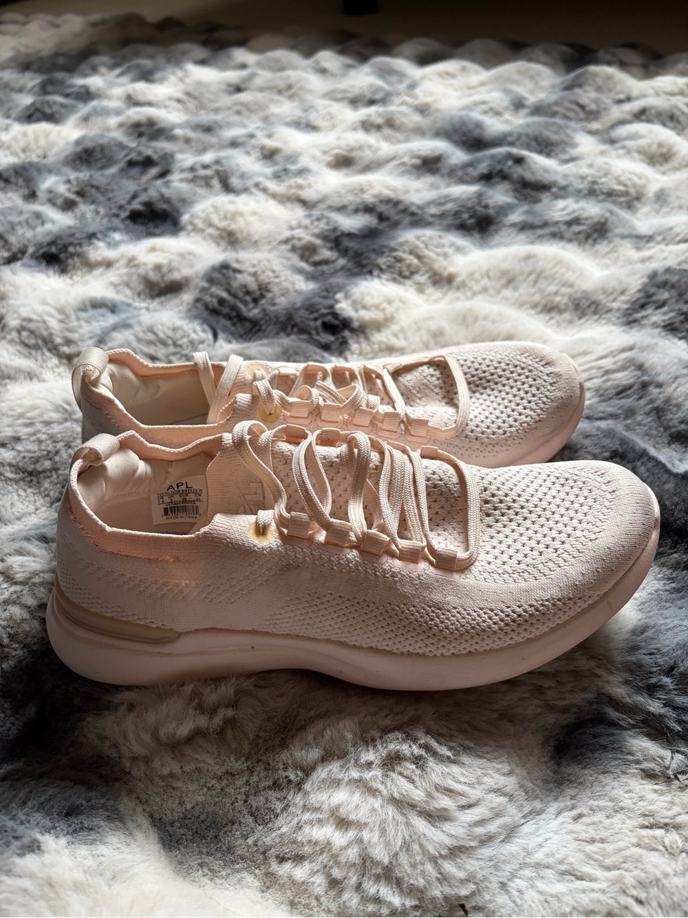 APL TechLoom Breeze Women’s Sneakers Blush Pink Size 7.5